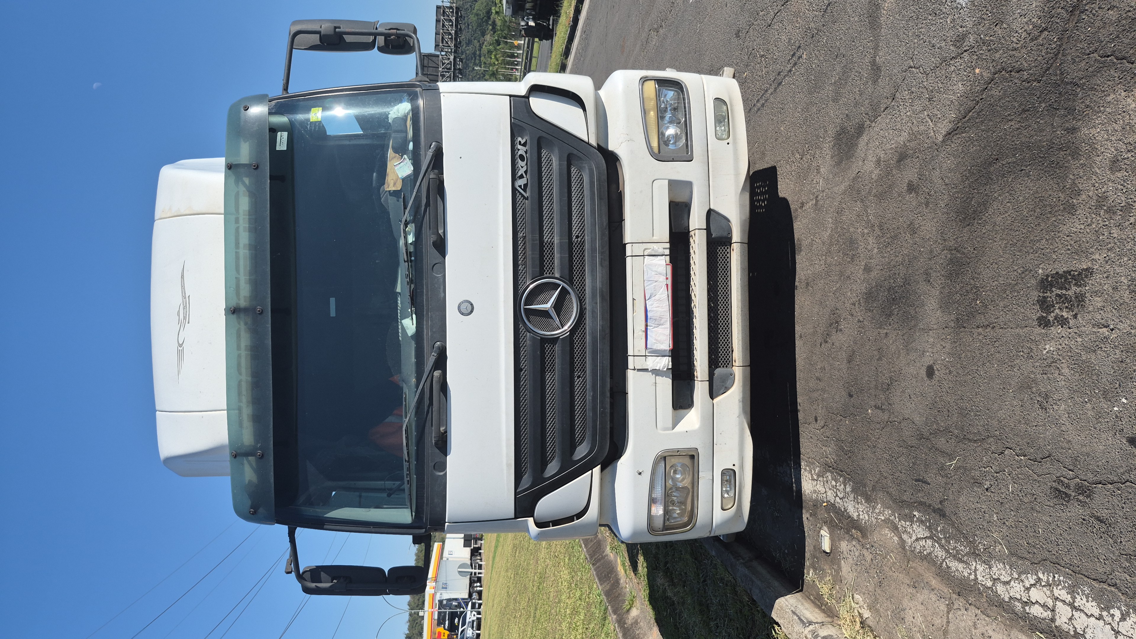 MB - Mercedes-Benz